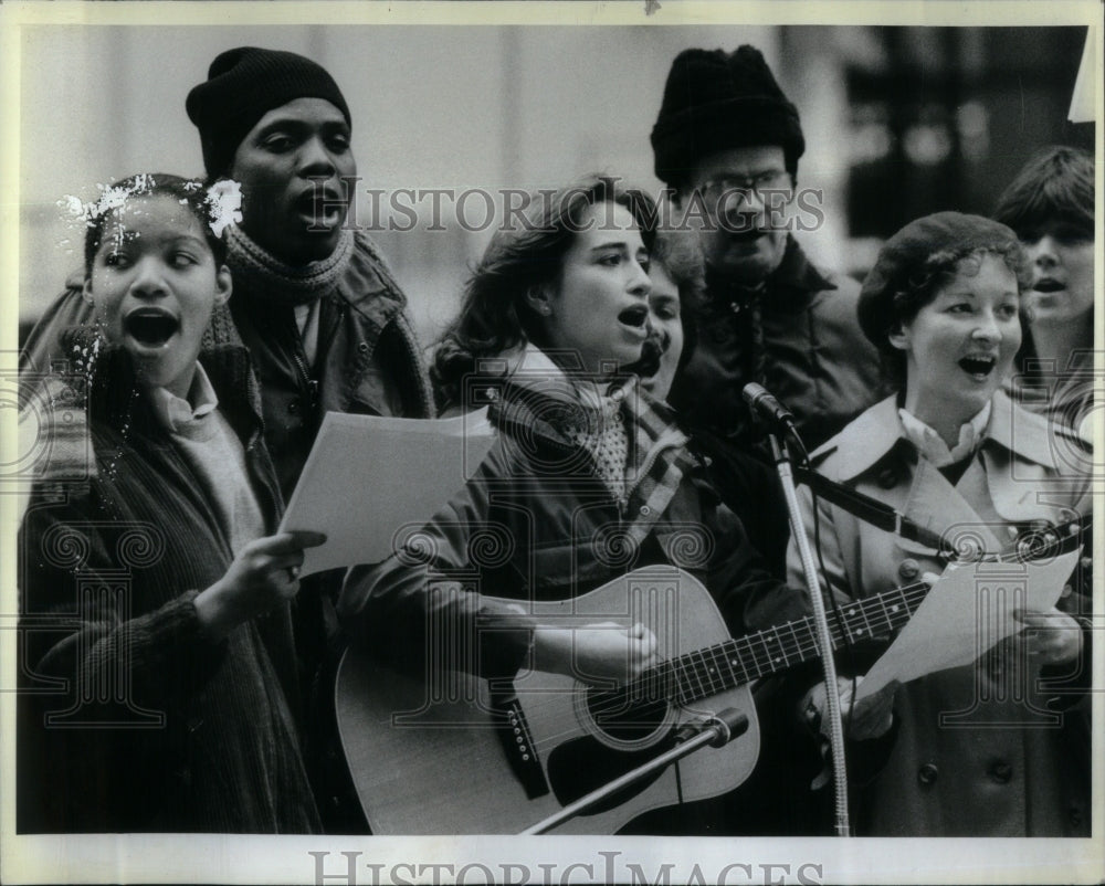1983 Women For Peace Protest Daley Center-Historic Images