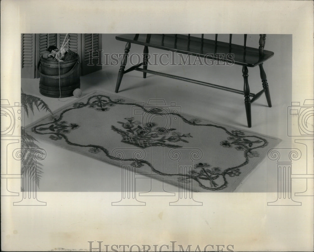 1962 Press Photo &quot;Border Stitchery&quot; An Foral Area Rug - RRU92853 - Historic Images