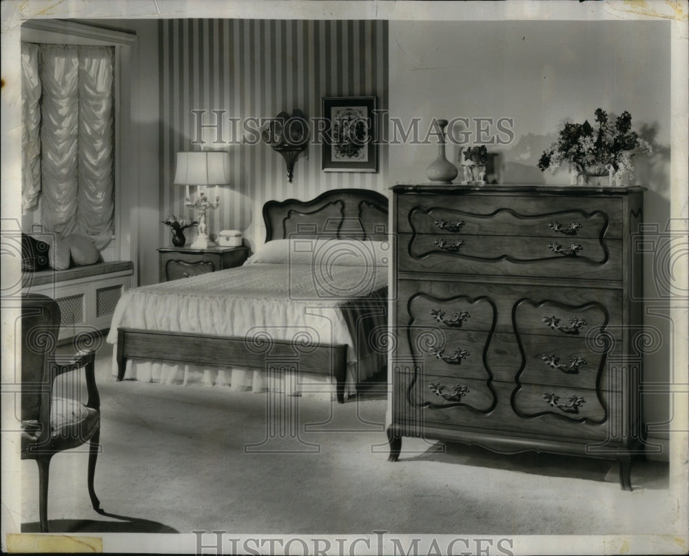 1958 Press Photo New bedroom grouping by Basic-Witz - Historic Images