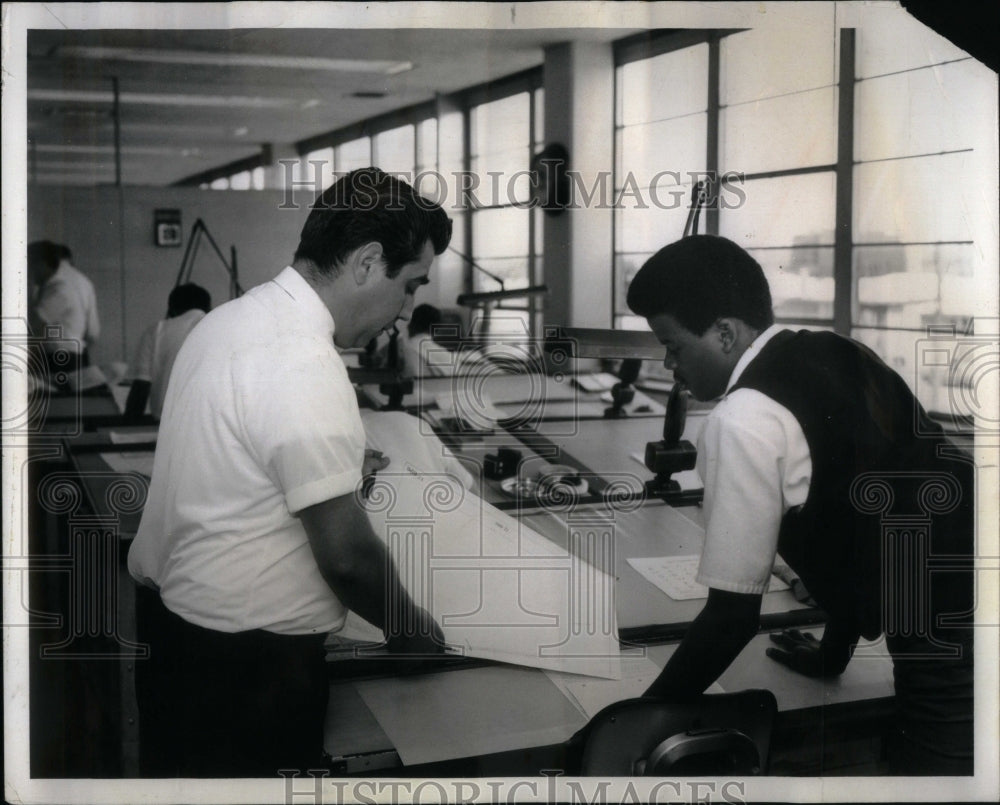 1968 Press Photo Harold Bowman Commonwealth Edison - Historic Images