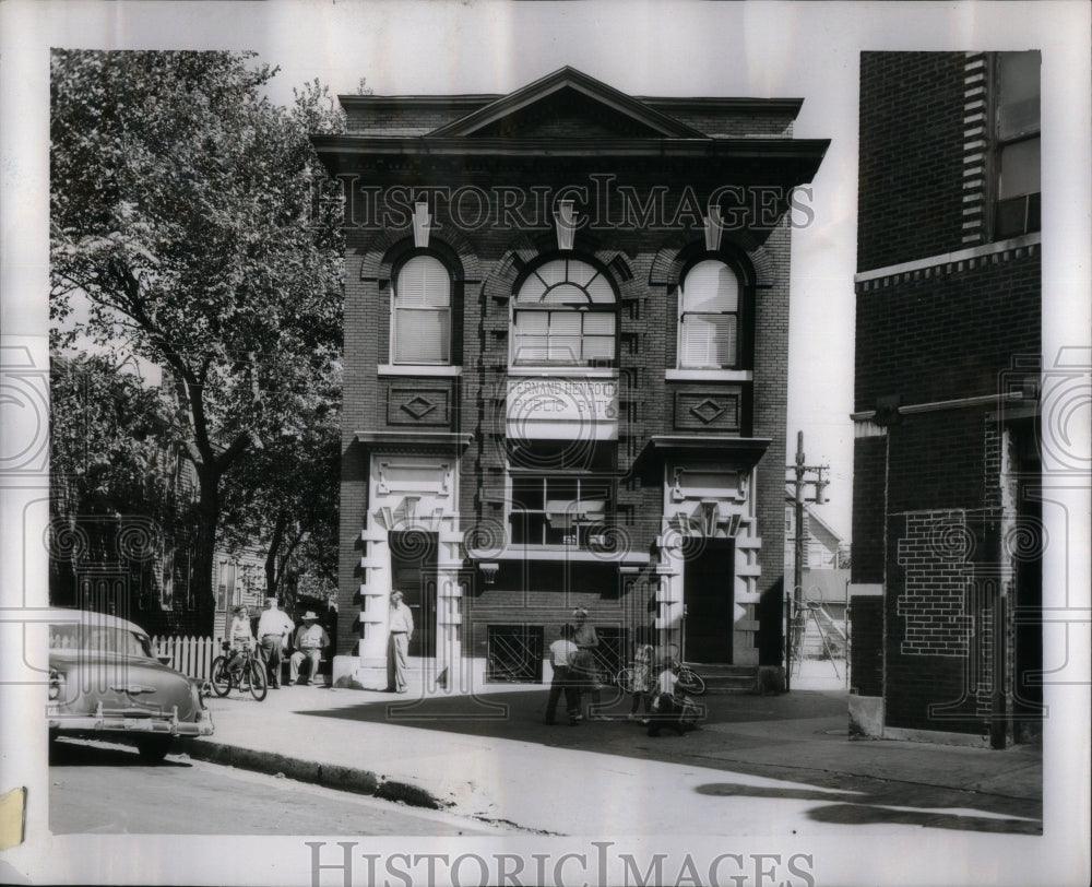 1955 Press Photo Marshshfield Municipal Bath Henrotin - Historic Images