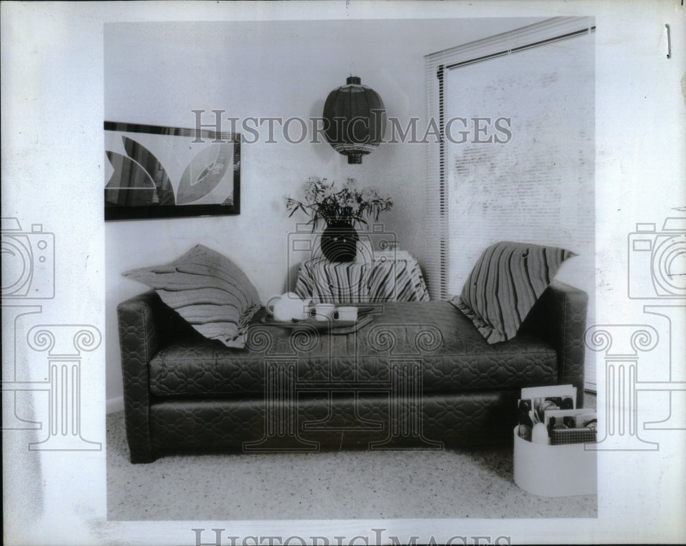 1982 Press Photo Master Bedroom Relaxation corner bed - Historic Images