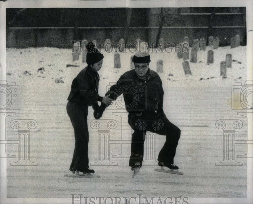 1975 Try Gift Skates Christmas Young Old - Historic Images