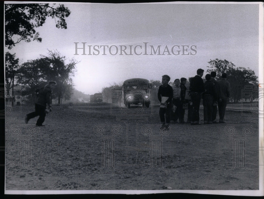 1960 Press Photo Hoosier Boy Town Schererville buses - RRU94813 - Historic Images