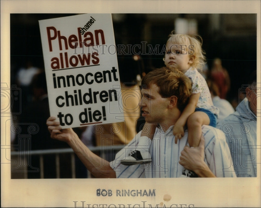 1992 Press Photo Abortions Protest Cook County Hospital - RRU95989 - Historic Images