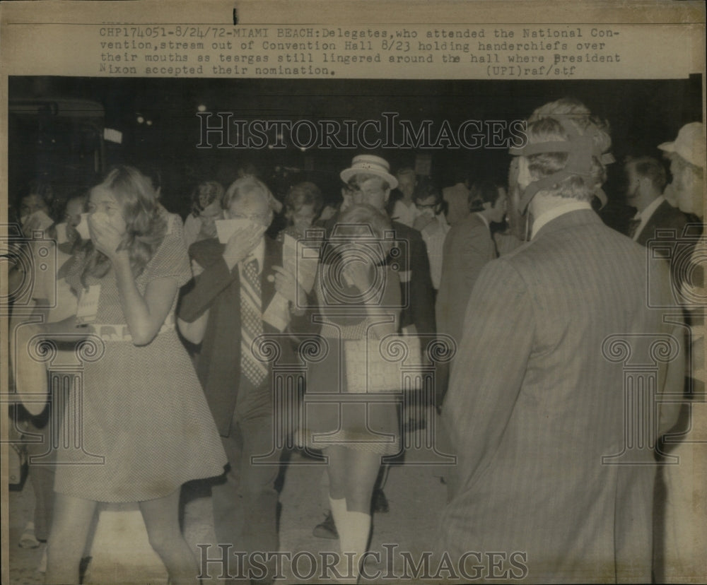 1972 National Convention Delegates mouths - Historic Images