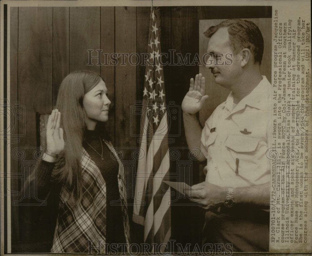 1972 Press Photo Air Force Jacqueline Clark James Fenn - RRU96457 - Historic Images