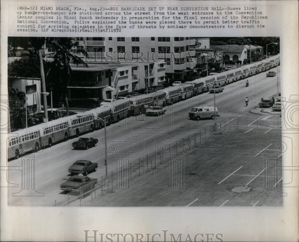 1972 Press Photo Bus Barricade Set Near Convention Hall - RRU96503 - Historic Images