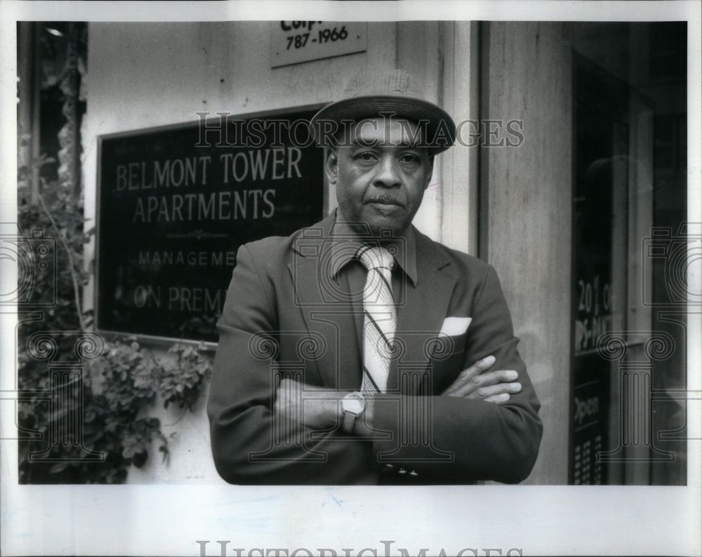 1990 Press Photo Resident Charlie Coleman Howard Fink - RRU96517 - Historic Images