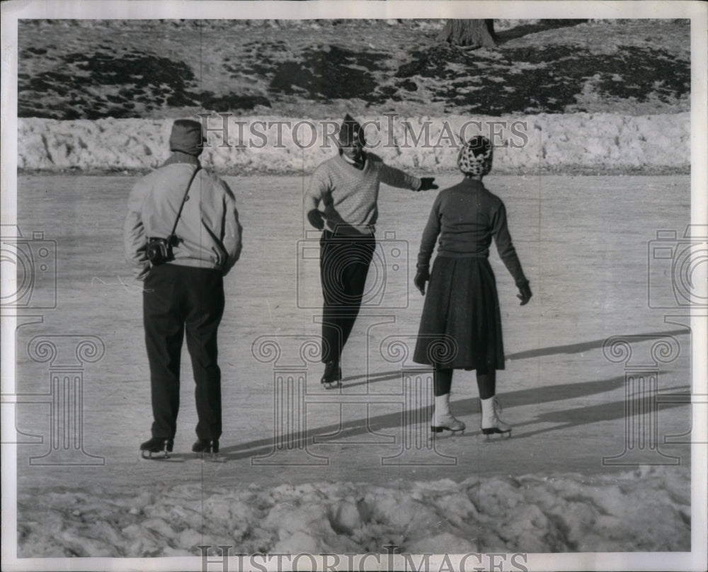 1962 Ice Skating &quot;Oh, I see what you mean&quot; - Historic Images