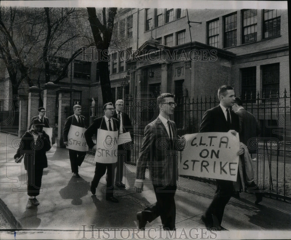 1967 Teachers Strike St Leos Catholic High  - Historic Images