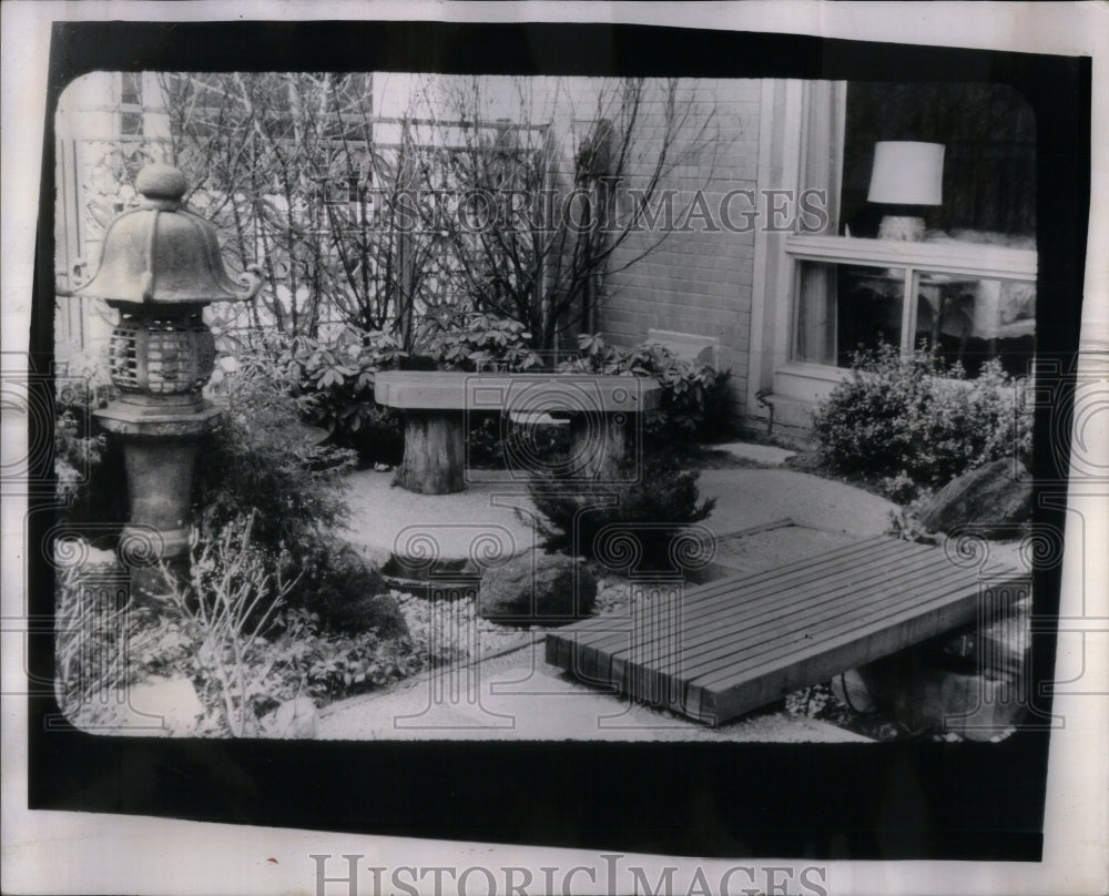 1962 Japanese meditation garden - Historic Images