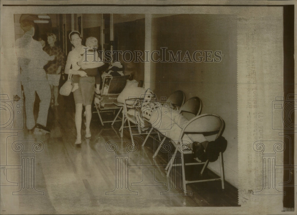 1967 Weather Evacuees - Historic Images