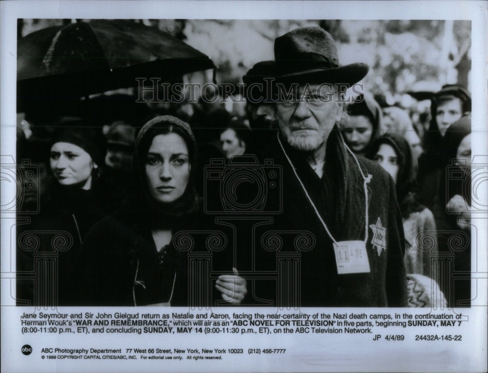 1989 Press Photo ABC&#39;s &quot;War and Remembrance&quot; - RRU98673 - Historic Images