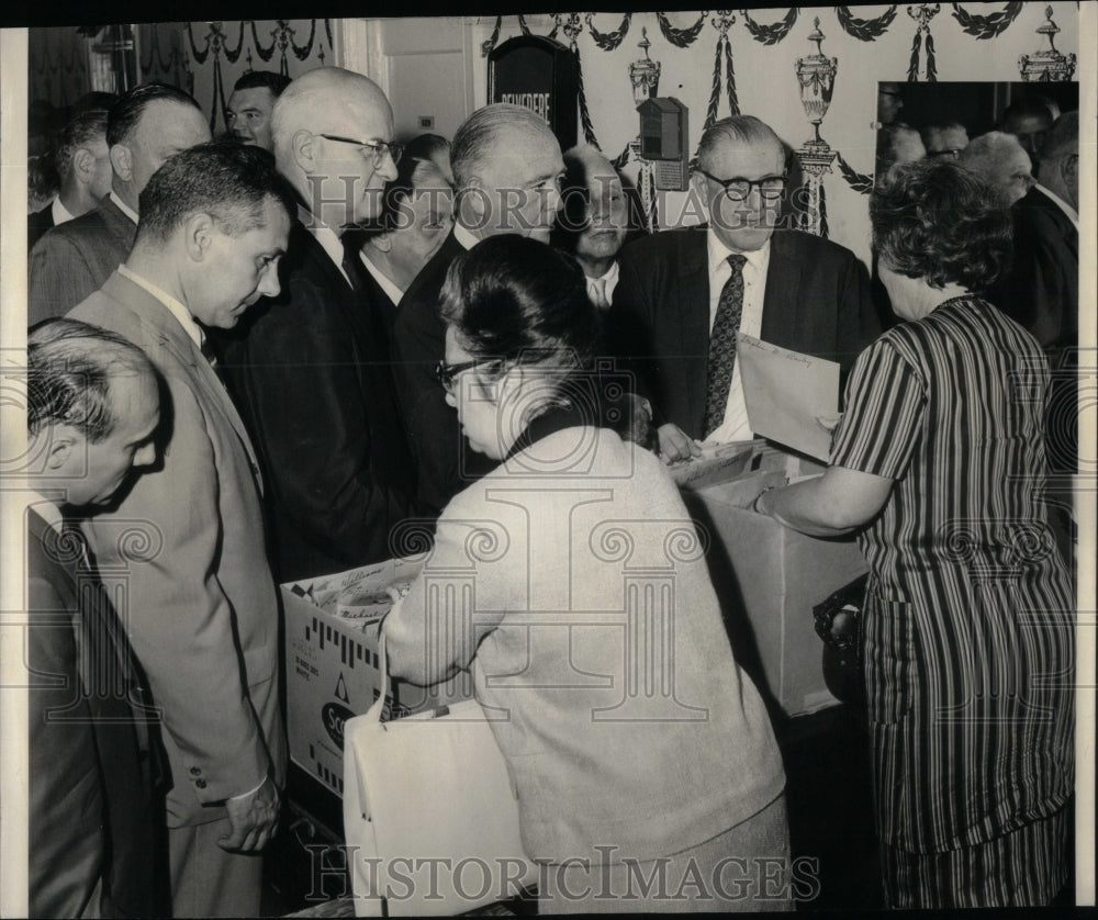 1964, Illinois Delegates Democrat Convention - RRU98861 - Historic Images