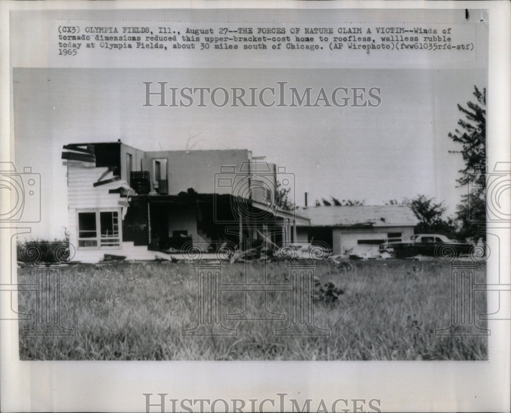 1965 Press Photo Olympia Fields tornado dimensions home - RRU99479 - Historic Images