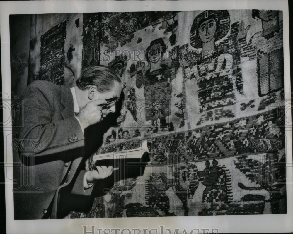 1960 Press Photo Precious Item Display Colorful Coptic - RRU99575 - Historic Images