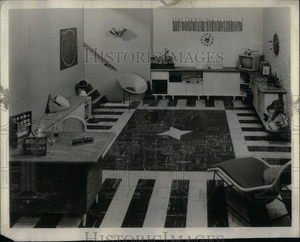 1955 Press Photo Gaily Play Room Wall Furniture Vinyl - RRU99913 - Historic Images