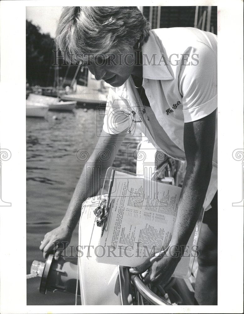 1981, Elyse Schostak chivalry sailing take - RRV00099 - Historic Images