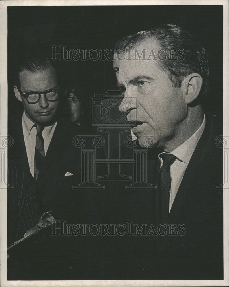 1964 Press Photo Judge John Brooks Richard Nixon - Historic Images