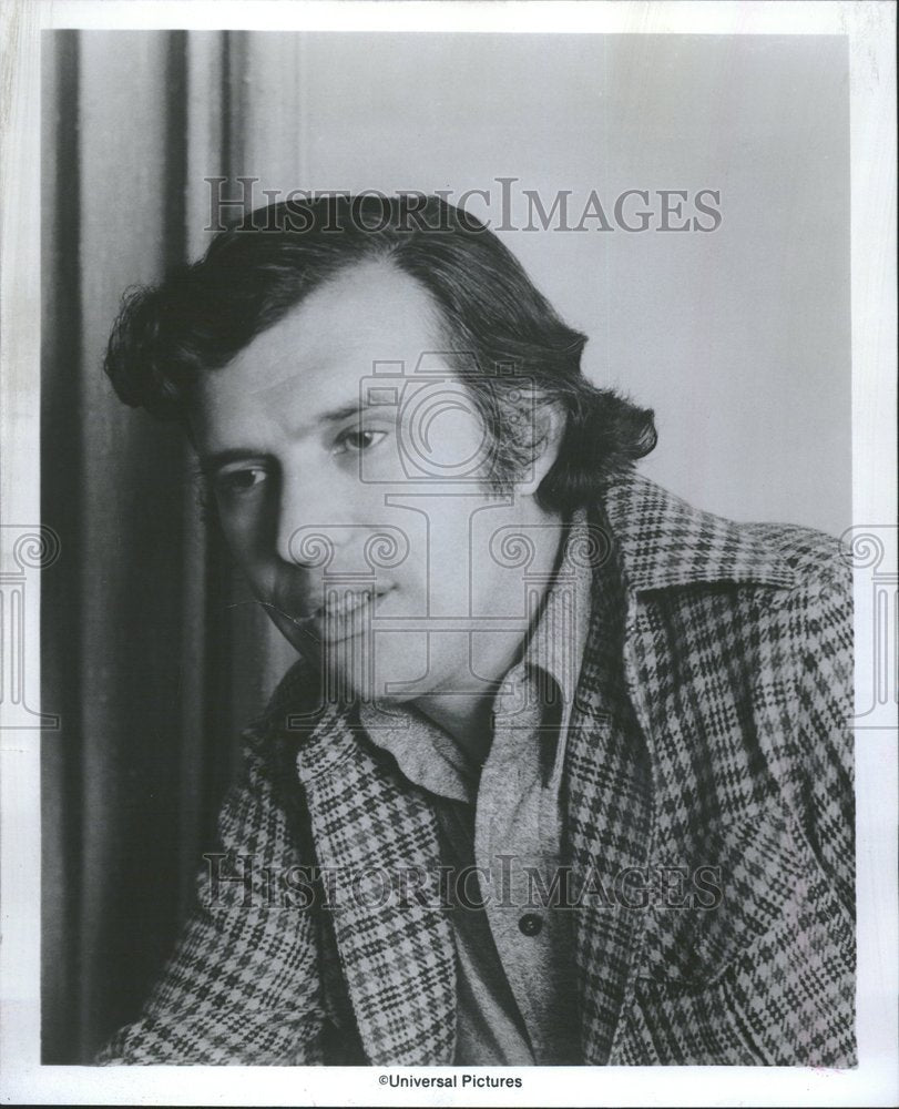 1976 Press Photo Sydney Furie Filmmaker Director - RRV00609 - Historic Images