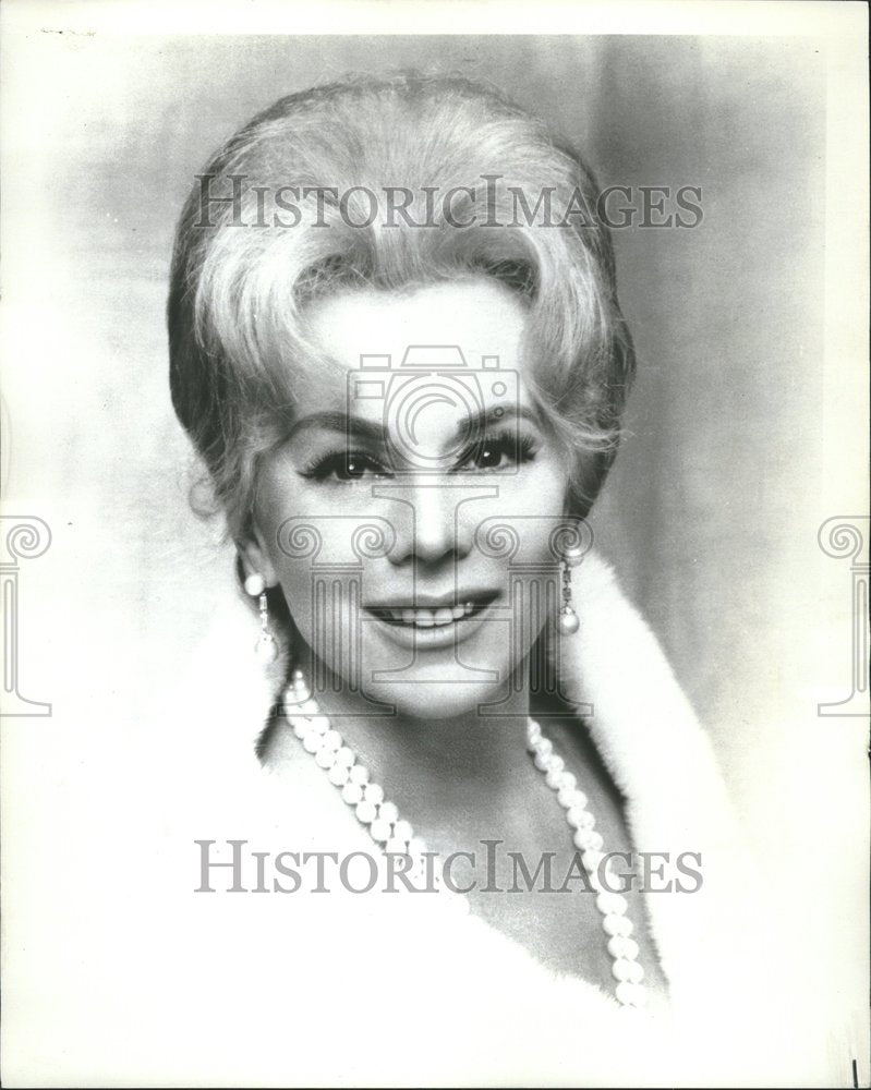 1965 Eva Gabor socialite actress Douglas - Historic Images