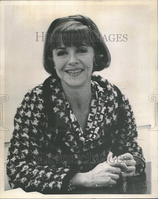 1965 Press Photo Betty Furness Actress Advocate Radio - RRV00675 ...