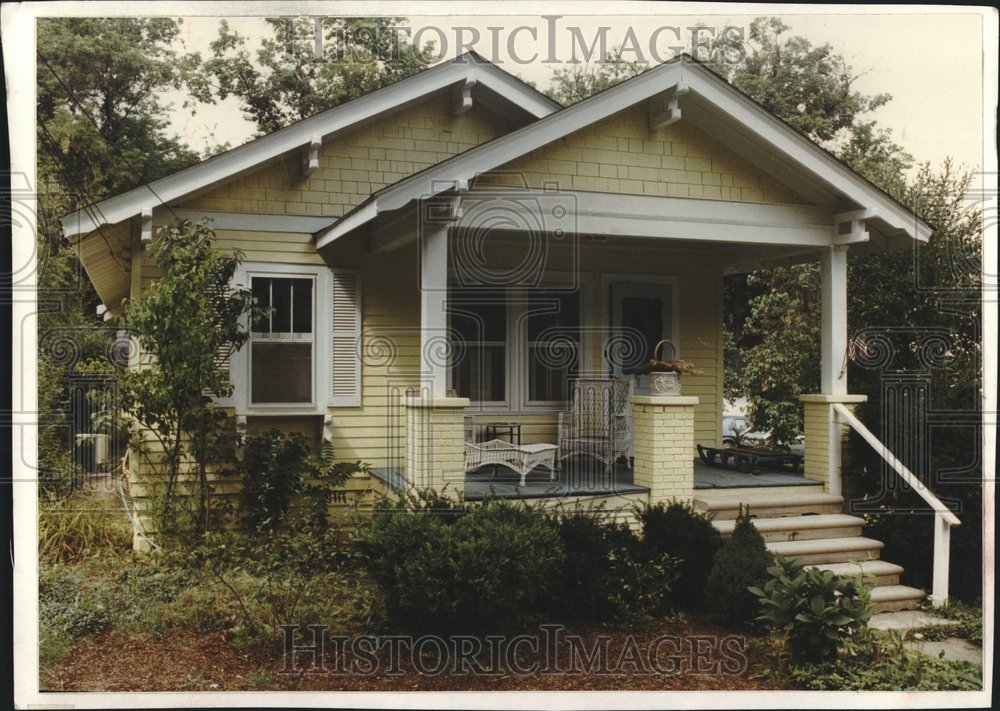 1990 Catalog Home Lewis Manufacturing - Historic Images