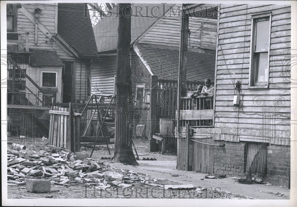 1968 Press Photo Housing Buildings - RRV01297 - Historic Images