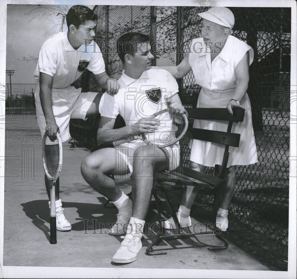 1957 Press Photo Frances Castilla Ray Senkoeaski tennis - RRV01491 - Historic Images