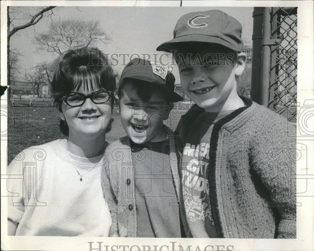 1969 Boys React To Soda Strike - Historic Images