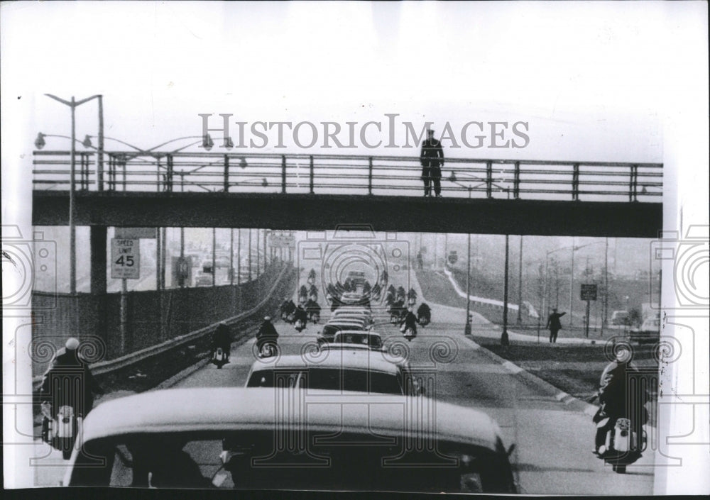 1963 Lyndon B Johnson Convoy New York - Historic Images