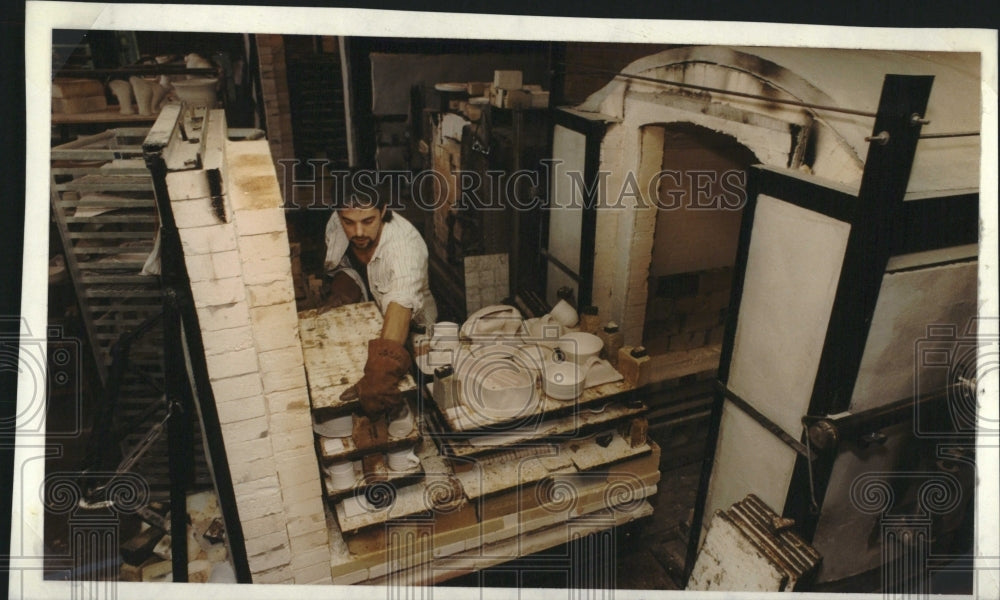 1989 Press Photo Pewabic Pottery - RRV02835 - Historic Images