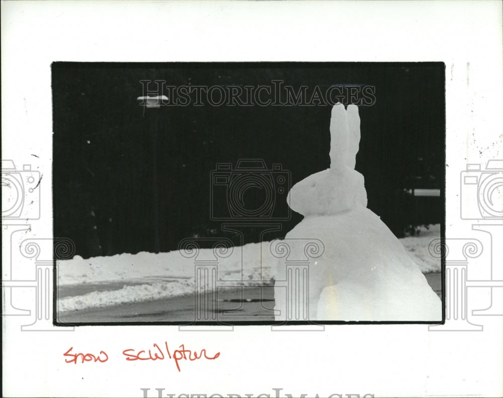 1985 Press Photo Rabbit ice sculpture Michigan Detroit - RRV02919 - Historic Images