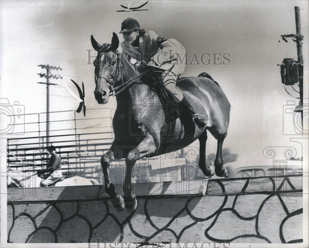 1960 Press Photo Mary Monaghan horsewoman - RRV03425 - Historic Images