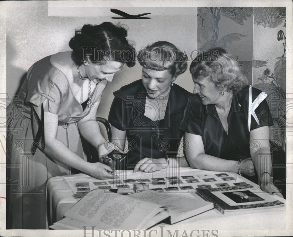 1953 Nedra Gonzales Margie Kennedy Ellen - Historic Images