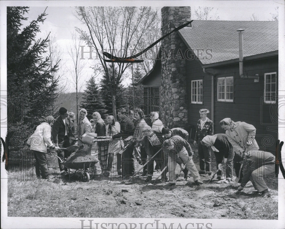 1957 Detroit Girl Scouts Camp Metamora Sod - Historic Images