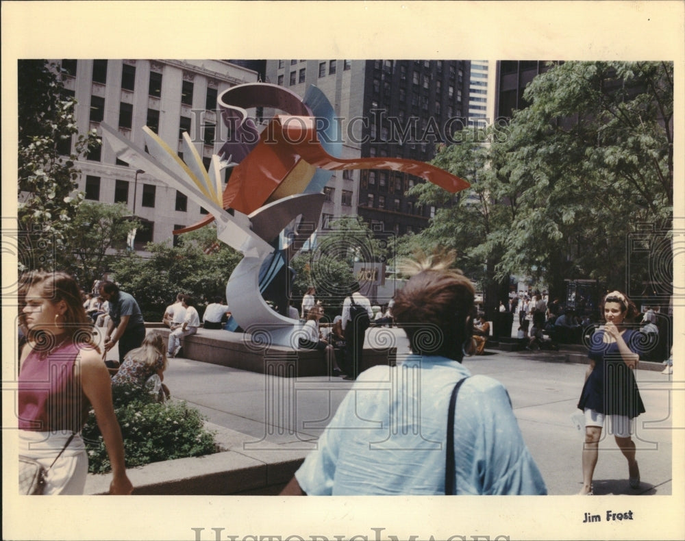 1991 Press Photo Boulevard Towers Sculptures Chicago - Historic Images