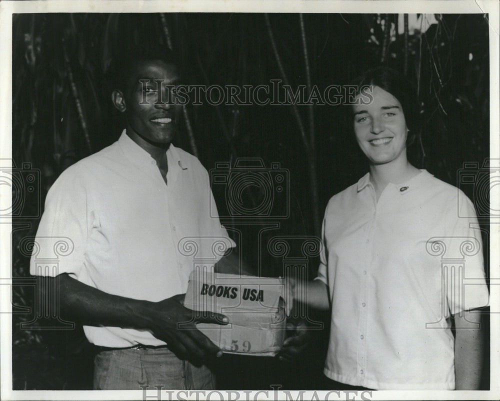 1965 Press Photo Helena Jones Lazaro Armando Franco - RRV04091- Historic Images