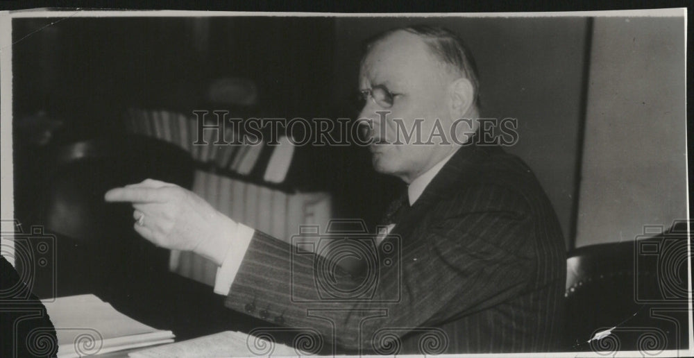 1937, Proud Great Green Tents Wigwans Play - RRV04209 - Historic Images