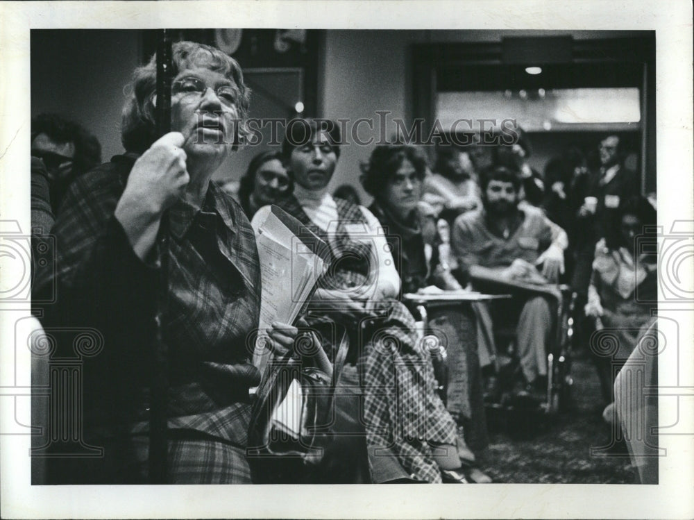 1977, Dr. Margaret Mead At A Protest Meeting - RRV04491 - Historic Images