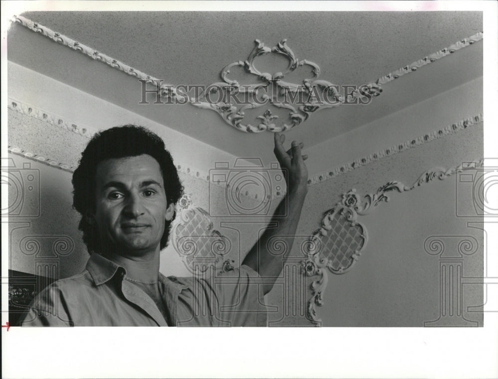 1992 Rafoil Arakelyan Home Decor Ceiling - Historic Images