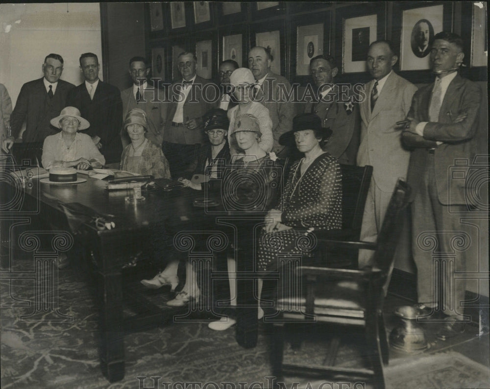 1928, Frank L. Dodge Kellogg Peace Pact - RRV05031 - Historic Images