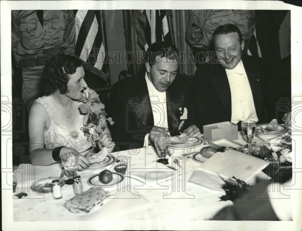 Prince Bertil Dines with George Earle - Historic Images