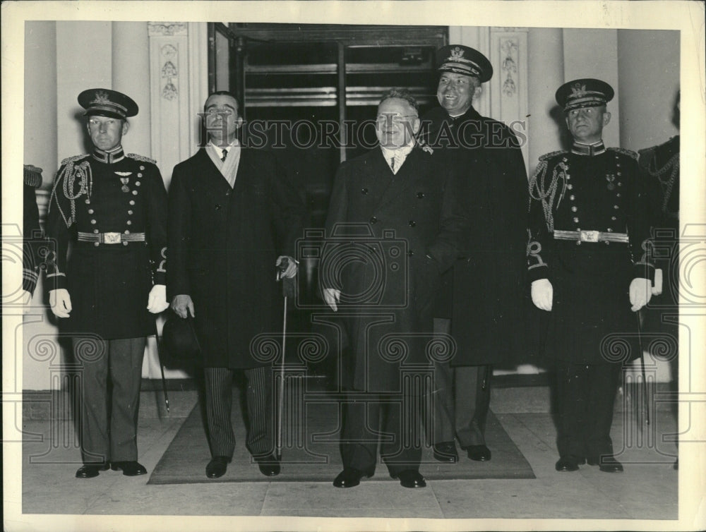 1933 Maxim Litvinoff White House Meeting - Historic Images
