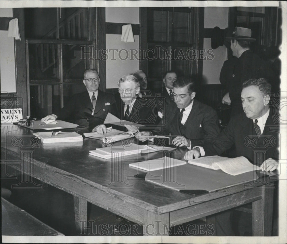 1939, Harry Bridges CIO Leader Angel Island - RRV06389 - Historic Images