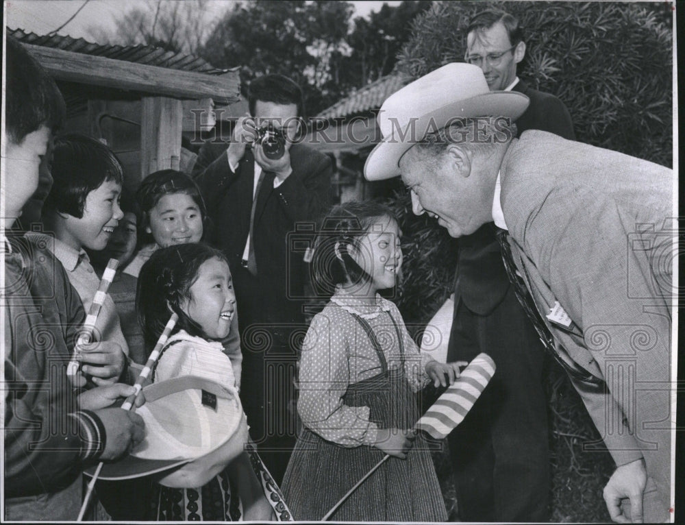 1962 Press Photo Colorado Gov Steve McNicholas Japan - Historic Images