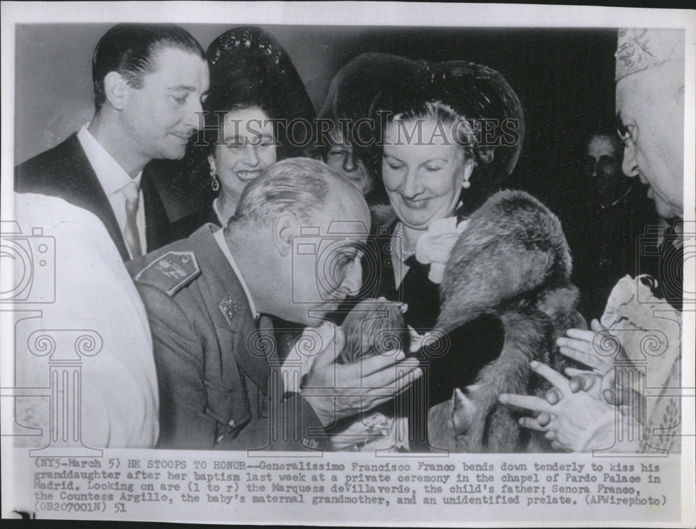 1951 Press Photo Francisco Franco and Family - RRV06791 - Historic Images