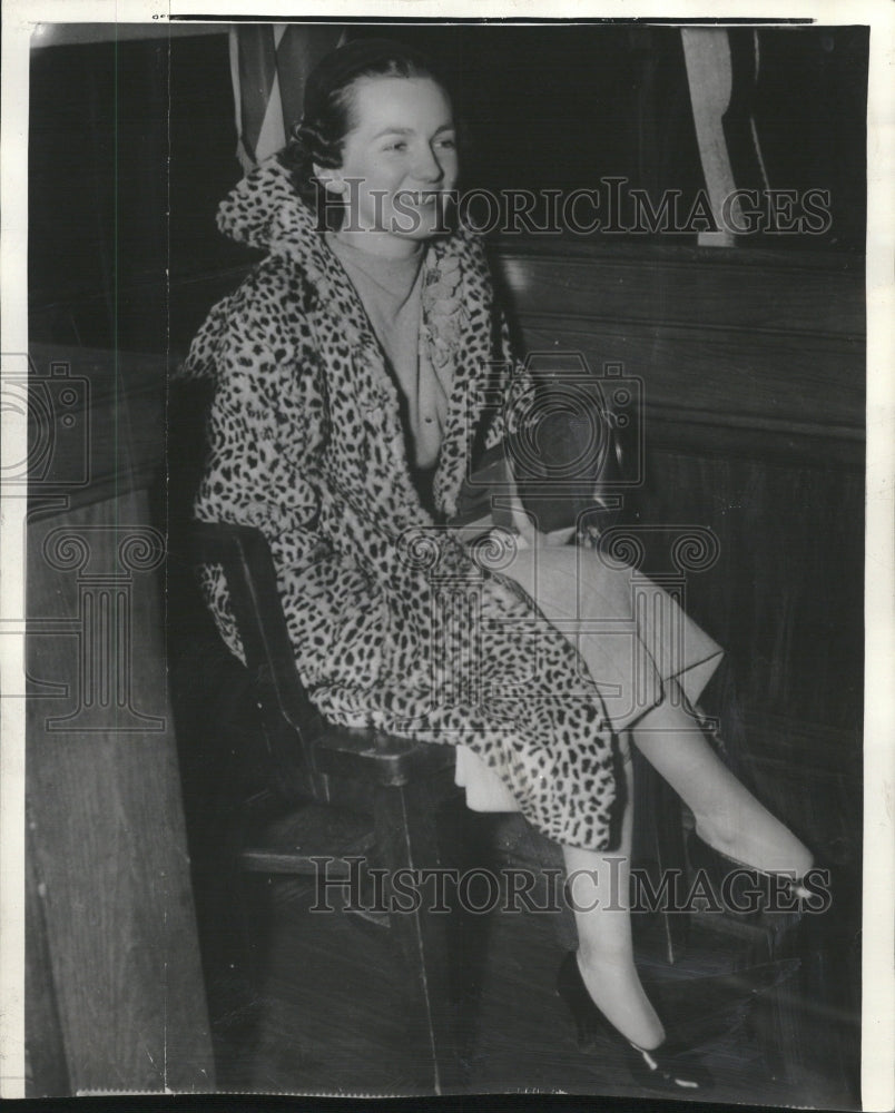 1937, Precious Mary Gerahty witness Chicago - RRV07519 - Historic Images