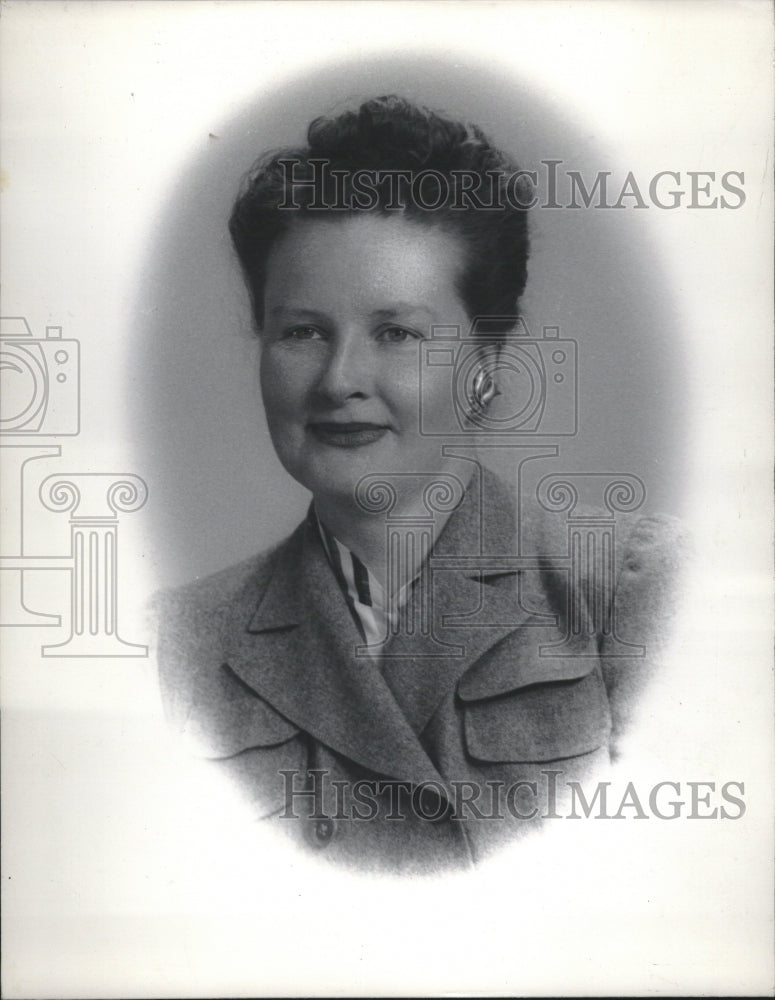 1957 Profile Picture Roger Meade wife - Historic Images